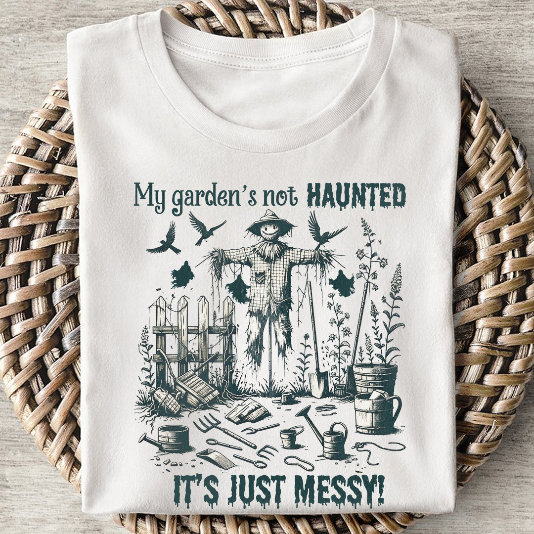 My garden's not Haunted Classic T-Shirt for Kids